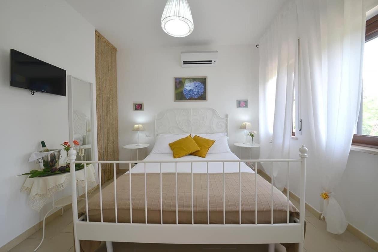 פסקיצ'י B&B Villa Pacifica מראה חיצוני תמונה