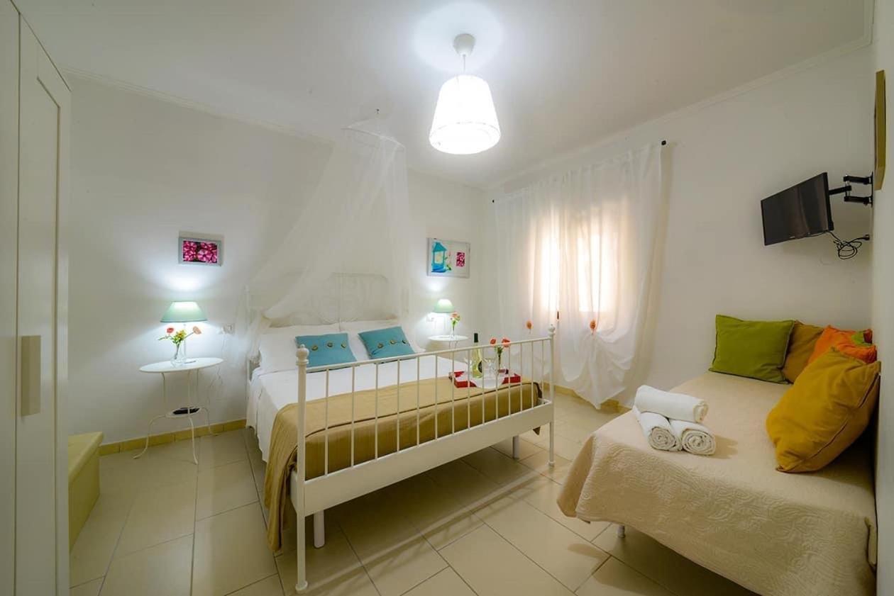 פסקיצ'י B&B Villa Pacifica מראה חיצוני תמונה