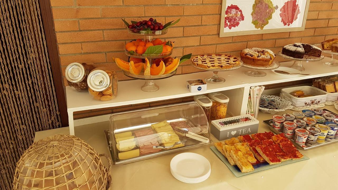 פסקיצ'י B&B Villa Pacifica מראה חיצוני תמונה