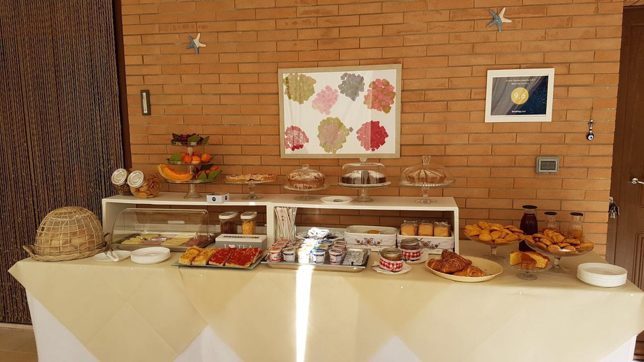 פסקיצ'י B&B Villa Pacifica מראה חיצוני תמונה